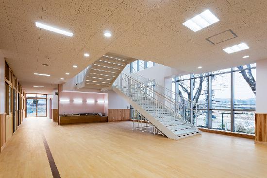 都祁小学校校舎増築その他工事
